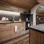 Casa Dschember 11 아파트 아로사