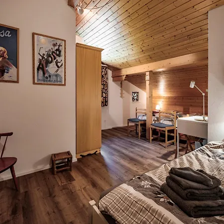 Apartment Casa Dschember 11 *